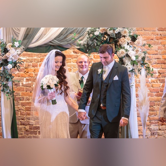 Green and White Faux Florals Accents - Picture 2 of 2